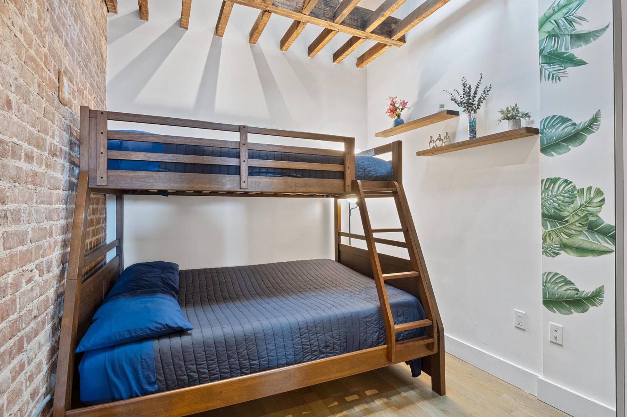 Chic Penthouse 15 Minutes From Nyc - Bus Stop At Doorstep Hoboken Zewnętrze zdjęcie