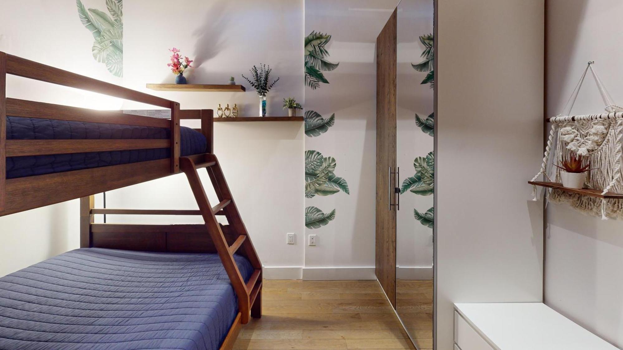 Chic Penthouse 15 Minutes From Nyc - Bus Stop At Doorstep Hoboken Zewnętrze zdjęcie