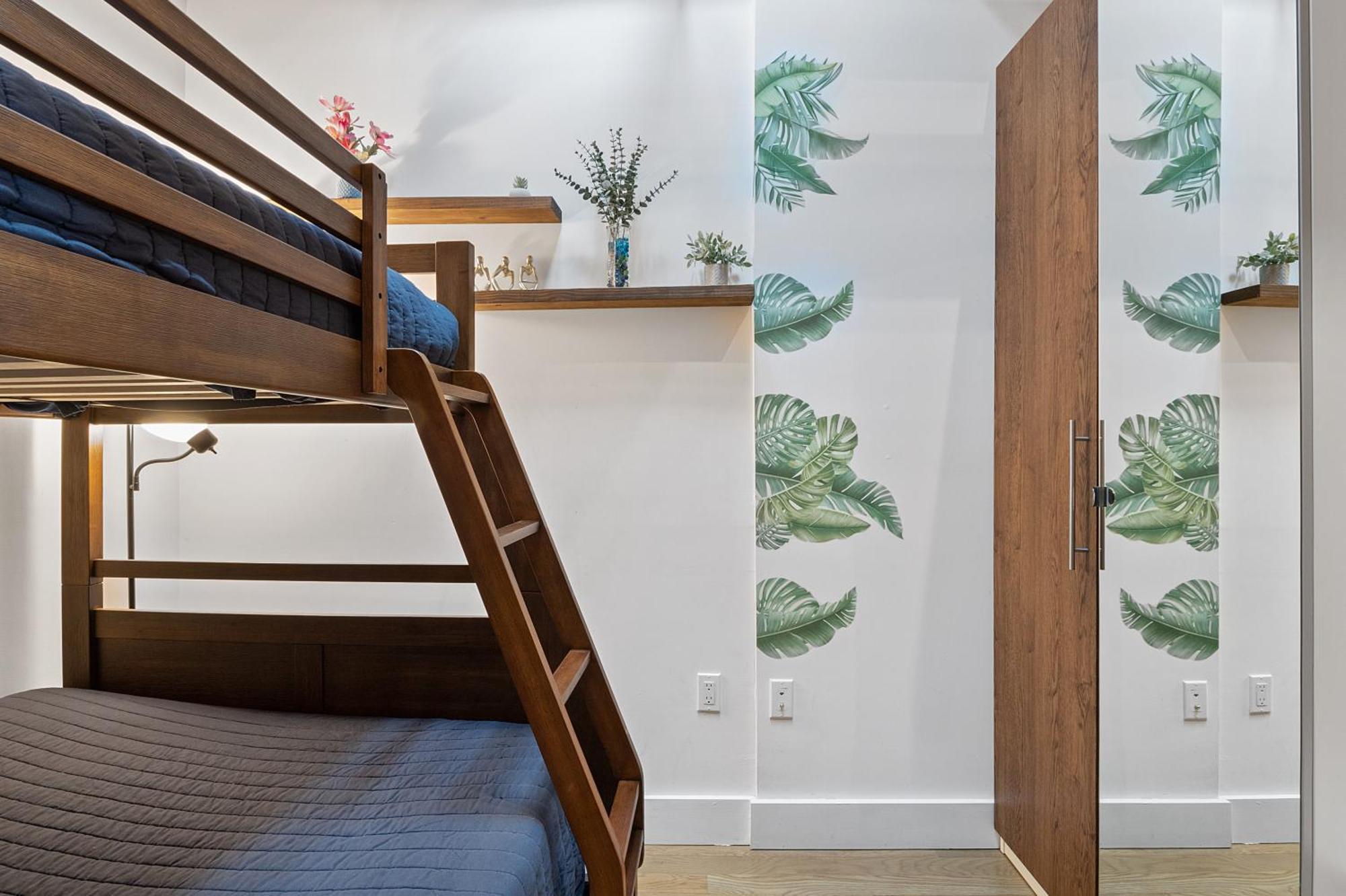 Chic Penthouse 15 Minutes From Nyc - Bus Stop At Doorstep Hoboken Zewnętrze zdjęcie